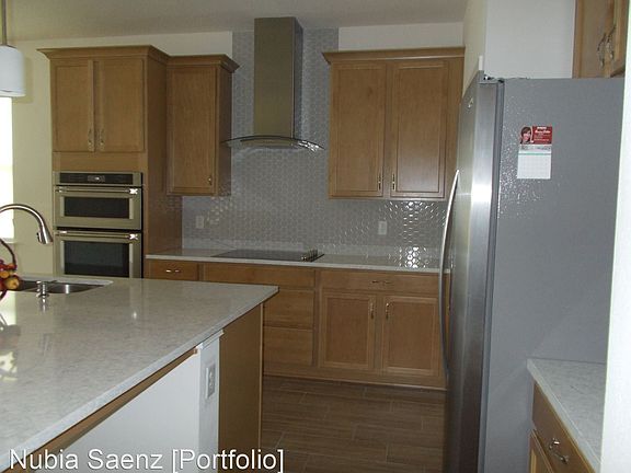 5th image of 3084 Crispin Cir