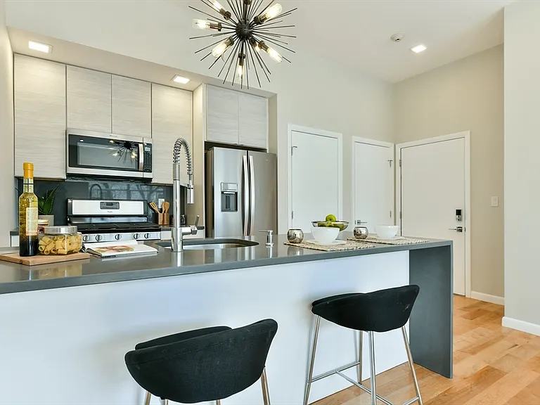 87 Parker St #402 — Photo 15