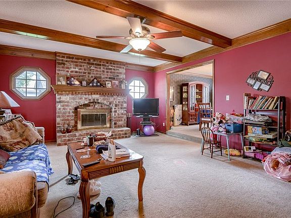 4th image of 2919 S Viking Ct