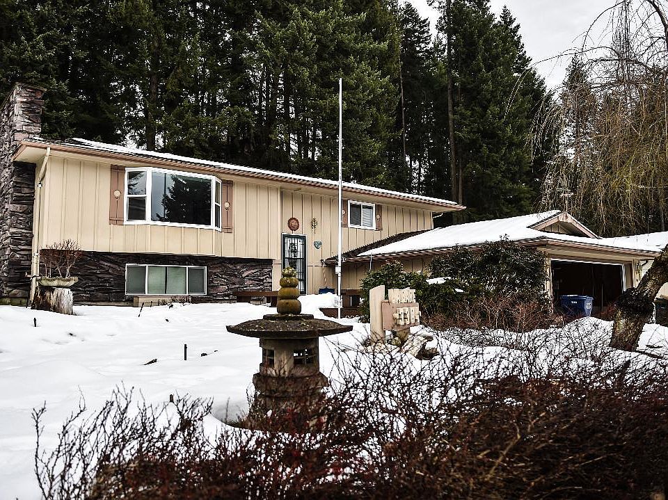 1st image of 3304 E Pine Hill Dr