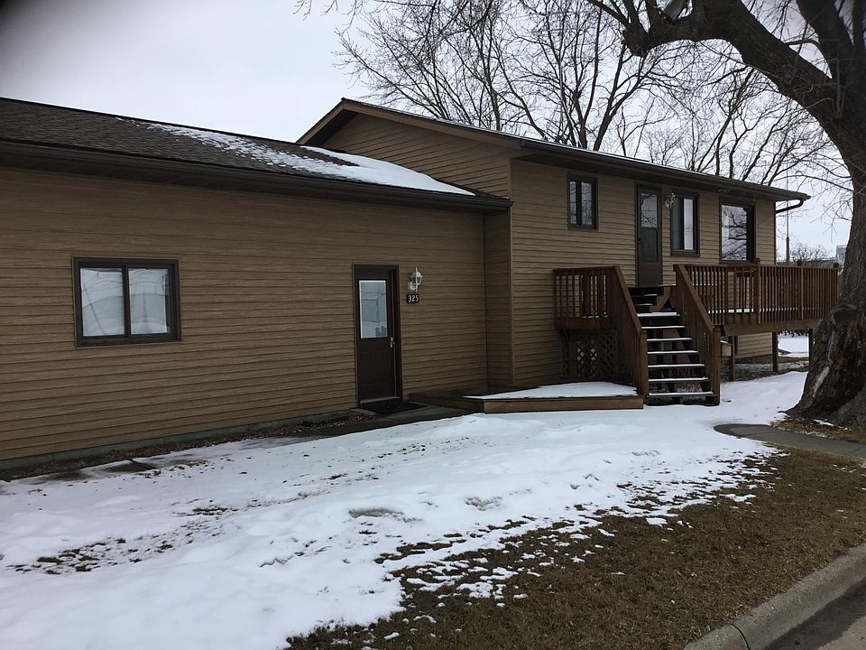 1st image of 325 12th St S