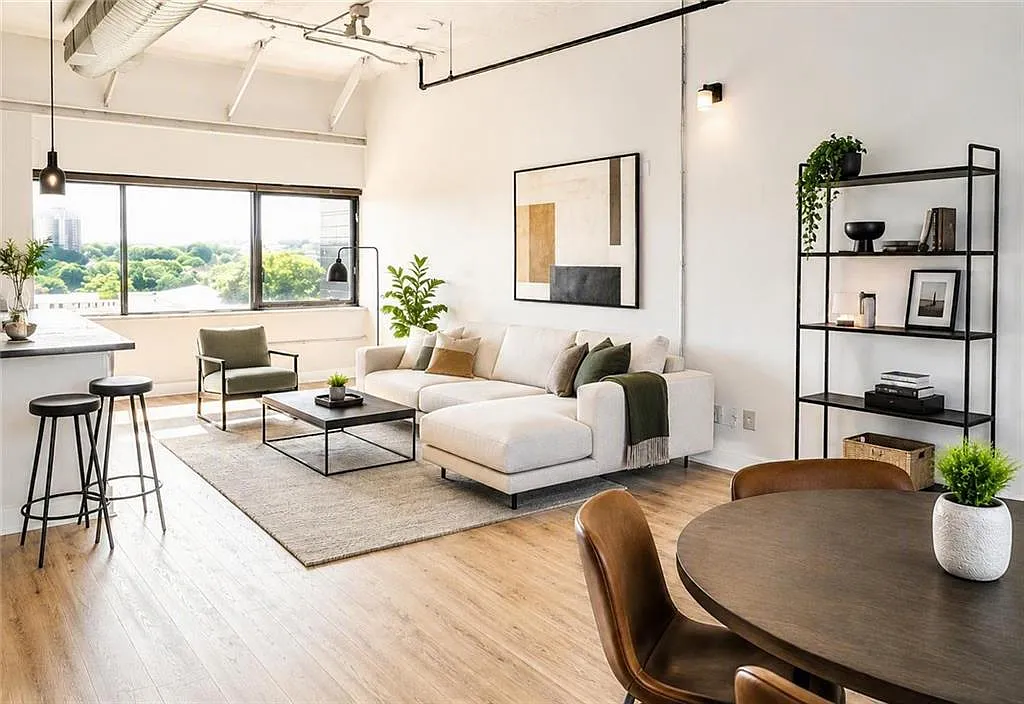 1 bed, 1.0 bath, 813 sqft, $1,695 — Photo 2