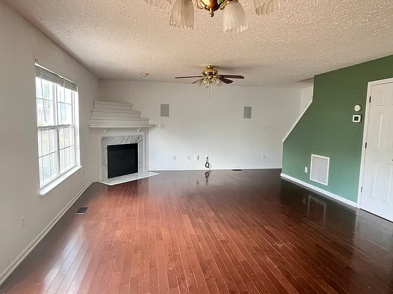 1805 Shiva Ct — Photo 6