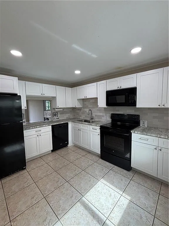 2 bed, 2.0 bath, 981 sqft, $1,900 — Photo 2