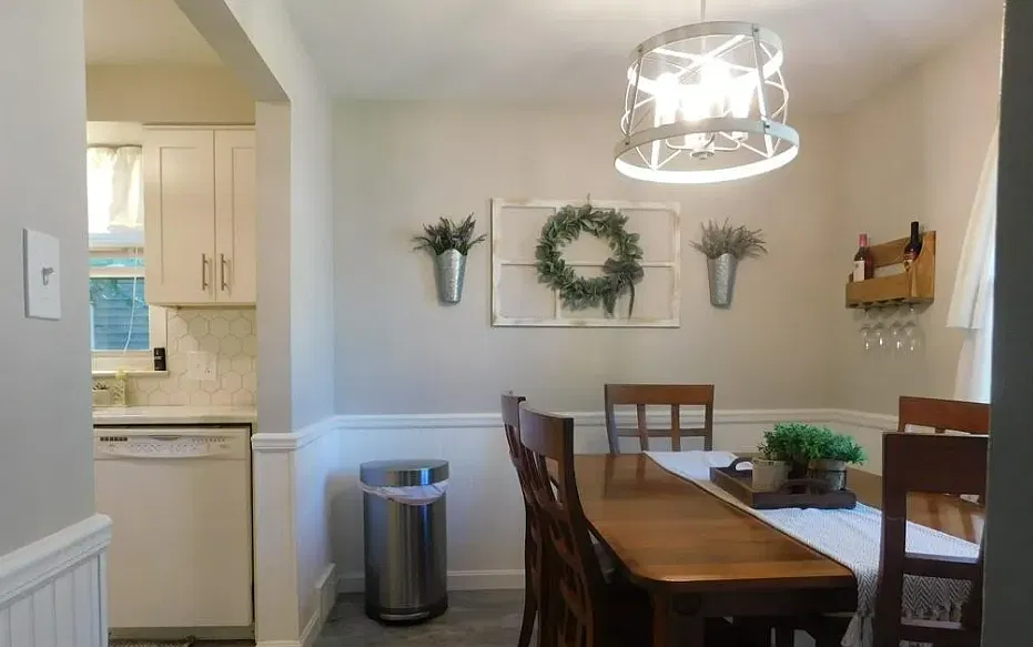495 Parkside Drive - 1 — Photo 3