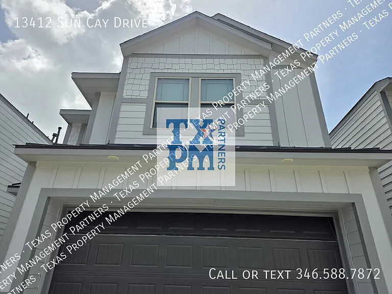 13412 Sun Cay Dr — Photo 2