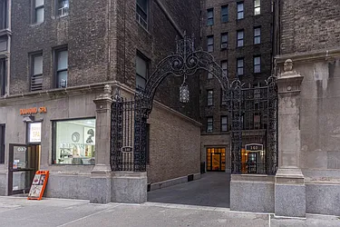 Rented by Bond New York