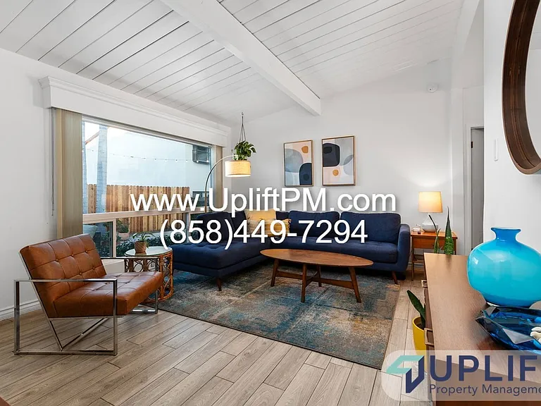 4359 Rialto St — Photo 1