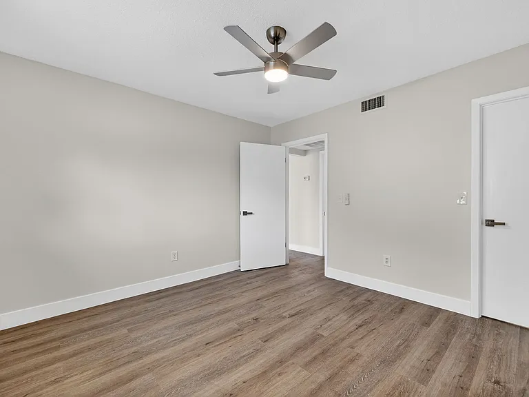 9824 Pocono St #9824 — Photo 14