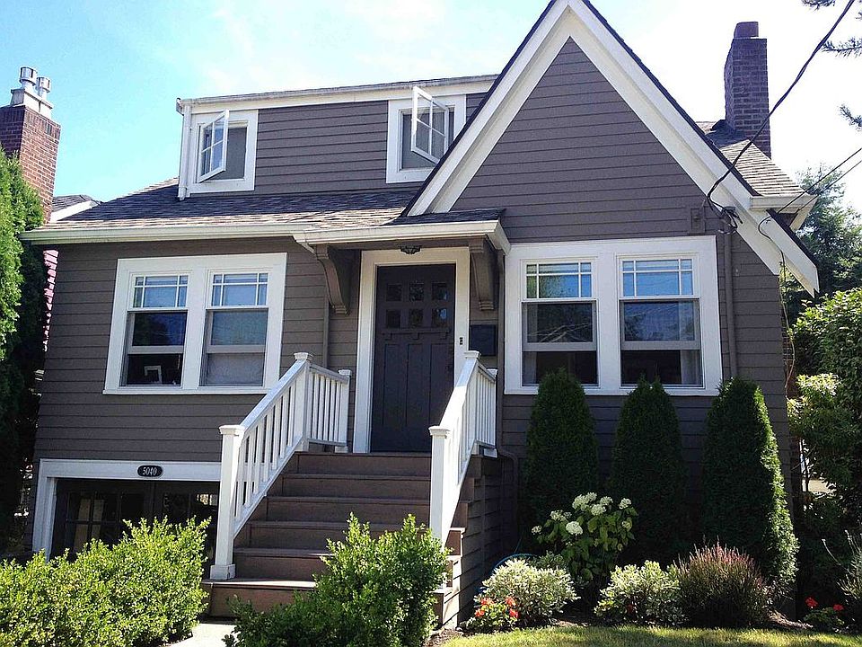 1st image of 5040 38th Ave NE