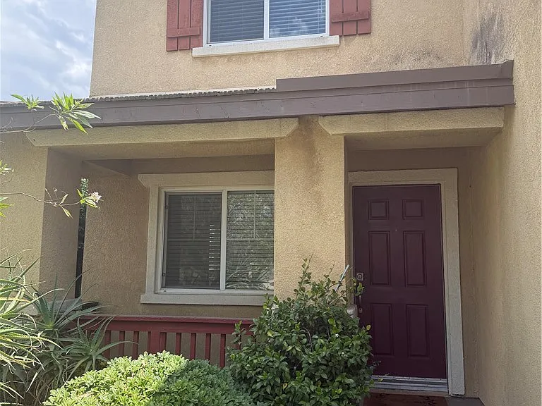 9406 Kentfield Ct — Photo 2