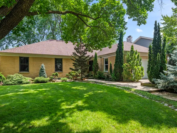 4023 N Ridge Ave, Arlington Heights, IL 60004