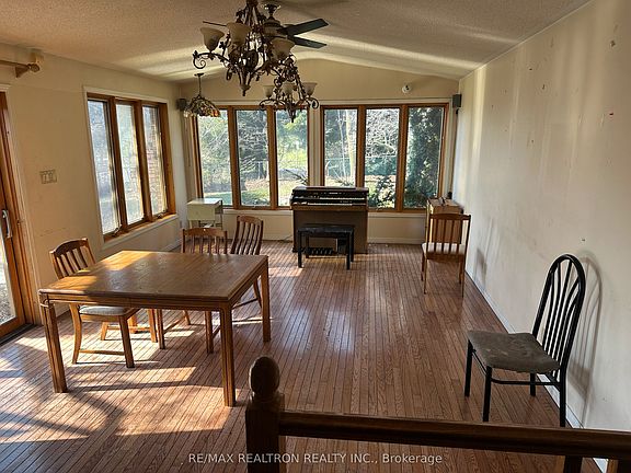 5th image of 52 Havendale Rd
