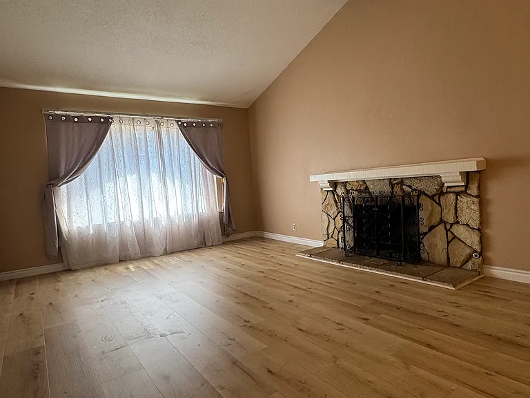 3338 Belle River Dr — Photo 4