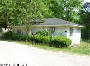 1310-A Dunbar Dr, Waynesboro, MS 39367