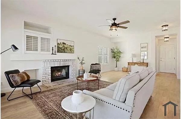 883 Darby Dr #1 photo 1