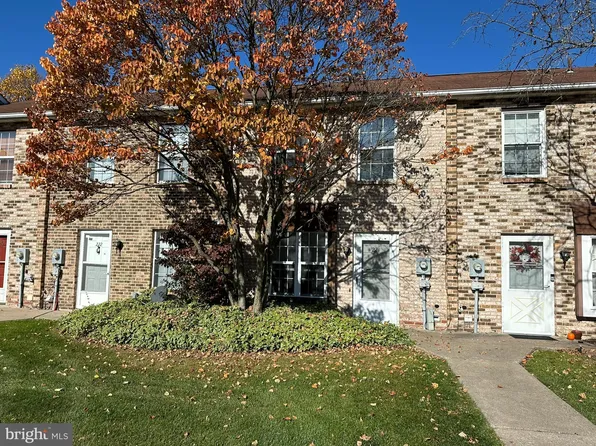 224 Gerald St, State College, PA 16801