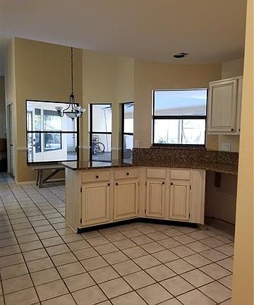 4th image of 25230 Pinson Dr