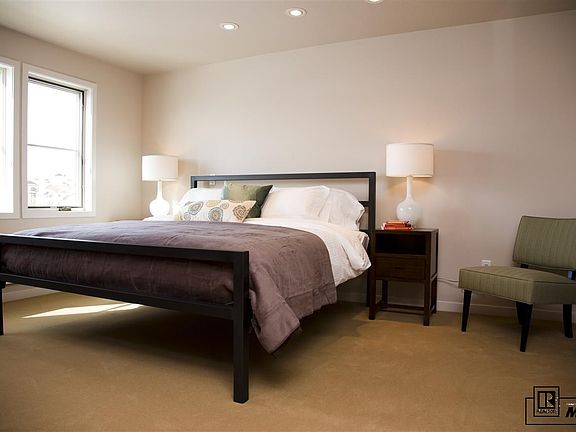 3rd image of 2894 Blackhawk Ct