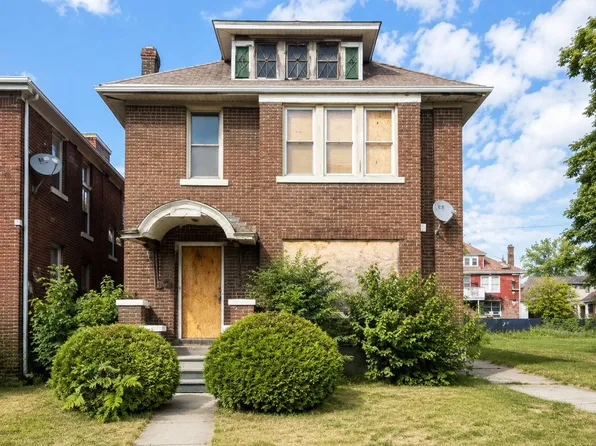 4246 Maxwell St, Detroit, MI 48214