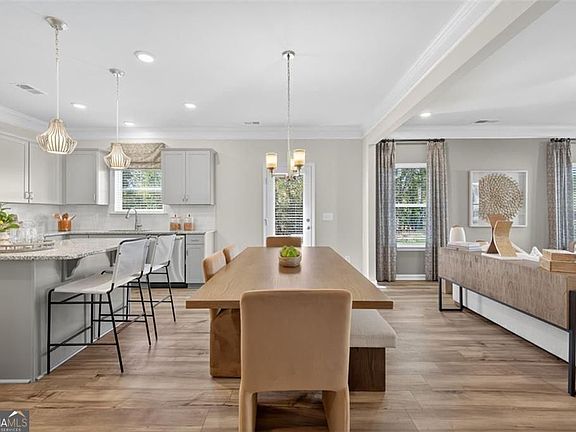 5th image of 17 N Haven Dr