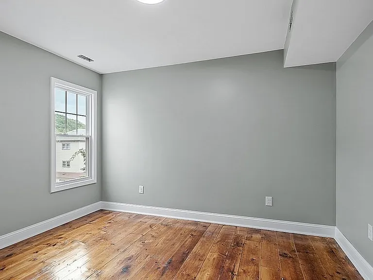 79 Gage St #3 — Photo 19