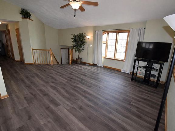 2nd image of 602 Stonehaven Drive