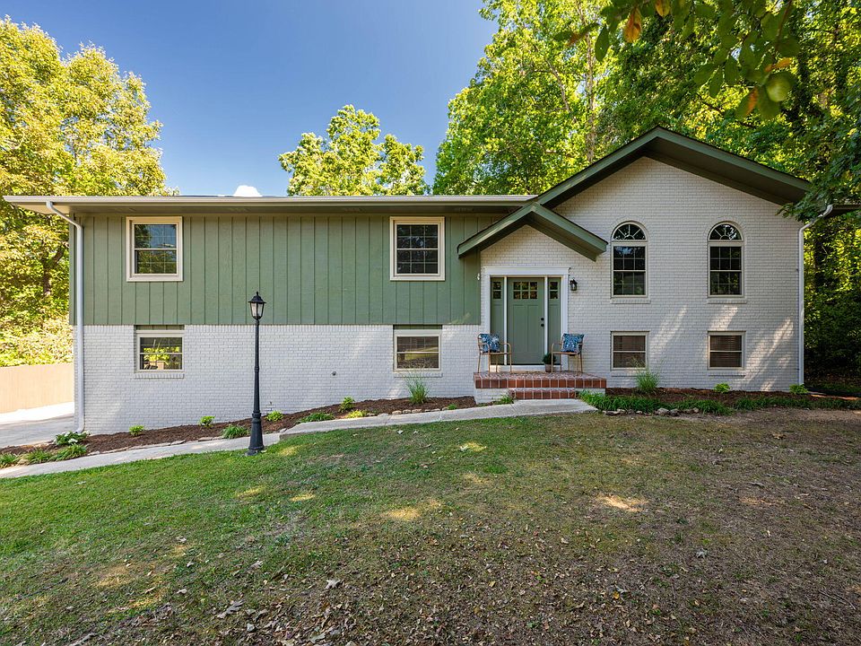 1st image of 6823 Deerwood Dr