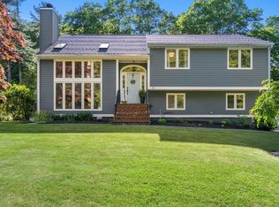 99 Keene Rd, Acushnet, MA 02743