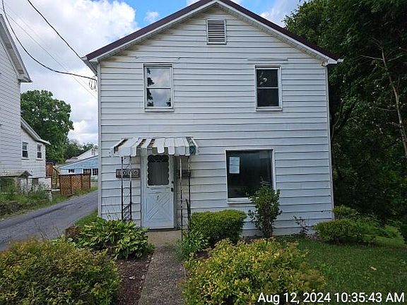 2nd image of 1006 E Mahoning St