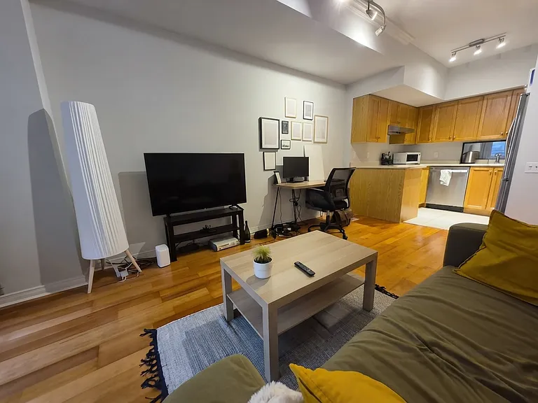 115 Richmond St E #203 — Photo 16