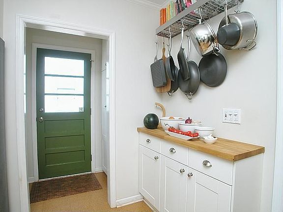 Plenty of cabinet space