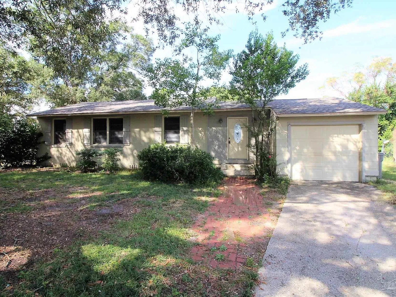 2 bed, 1000 sqft, $1,395 — Photo 1