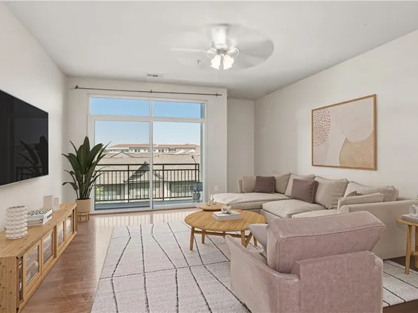 711 Cosmopolitan Dr NE Unit 353, Atlanta, GA 30324
