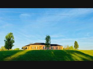309 Marion Dr, Wilmington, OH 45177