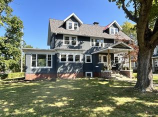 200 E Dakota St, Spring Valley, IL 61362