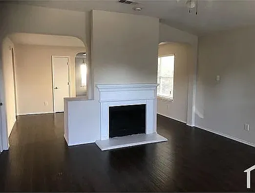 613 Spillway Dr — Photo 4