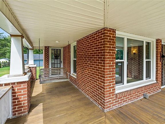 5th image of 4074 Ebert Rd
