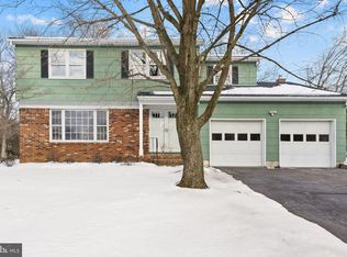 504 Paxson Ave, Hamilton, NJ 08619