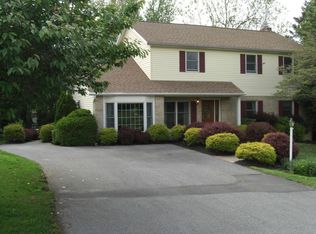 2618 Chestnut Rd, Elizabethtown, PA 17022