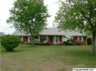 1072 Kirk Rd, Rainsville, AL 35986