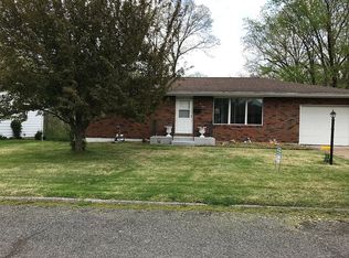 4413 Thadway Dr, Alton, IL 62002