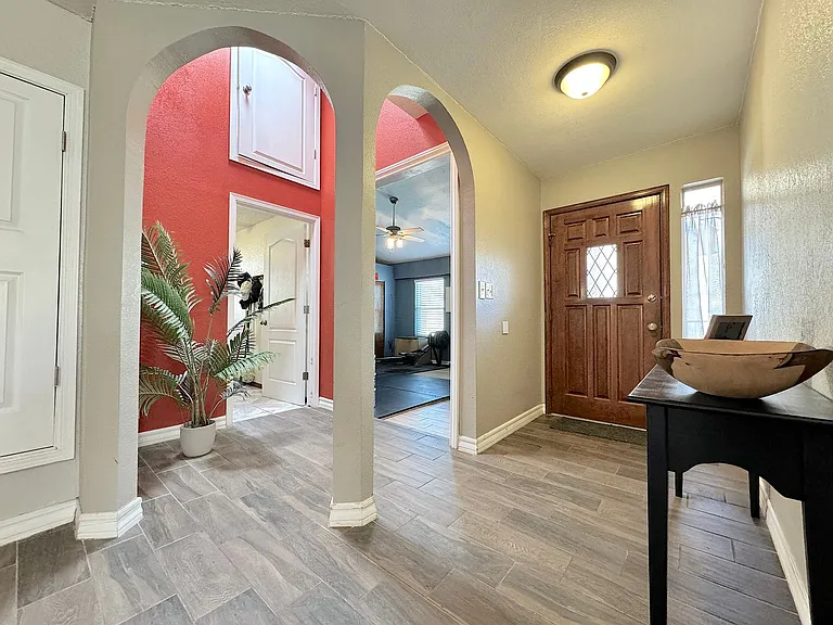 6851 Amposta Dr — Photo 3