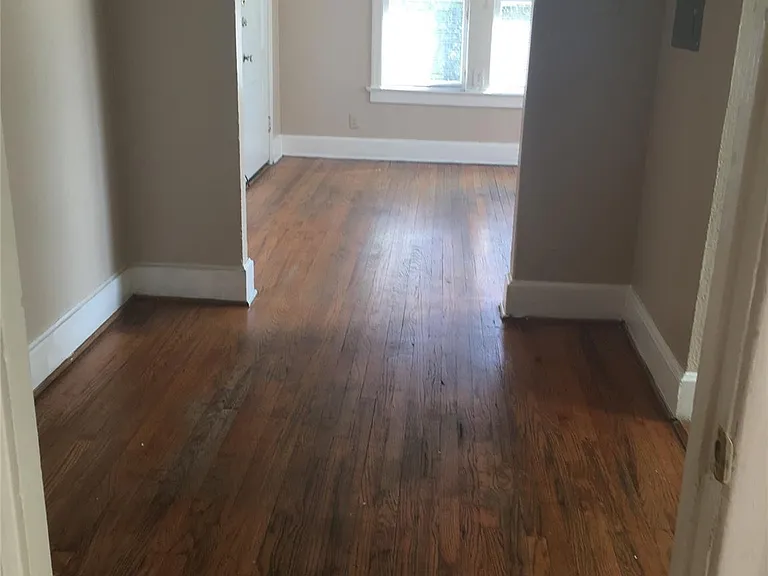 5906 Oram St #3 — Photo 4