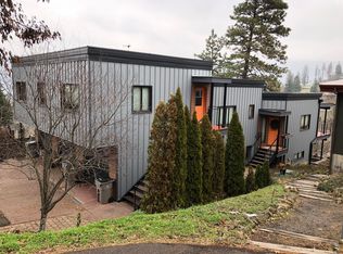 515 E 4th St #1, Hood River, OR 97031