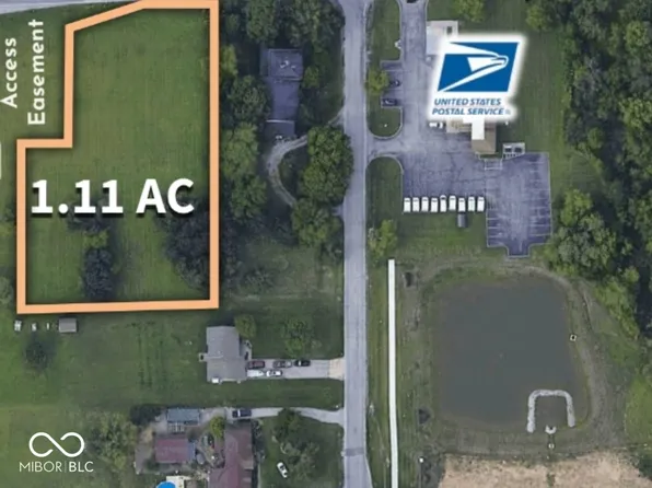 8325 Camby Rd, Camby, IN 46113