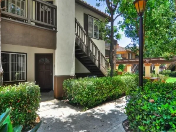 2960 Champion Way, Tustin, CA