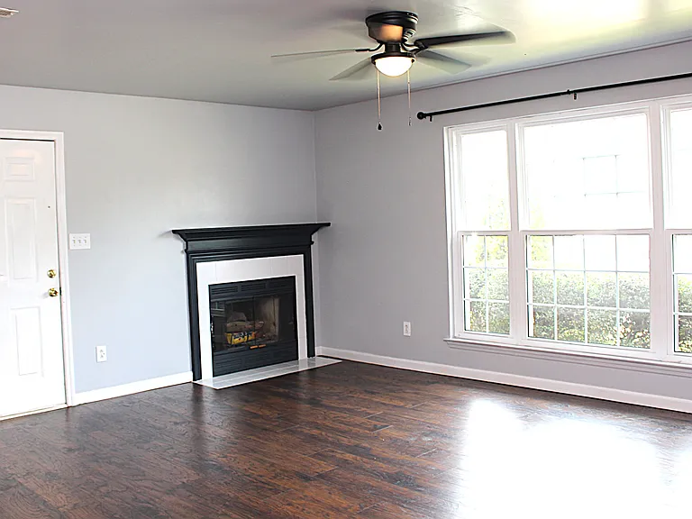 351 Waters Edge Ln #351 — Photo 3