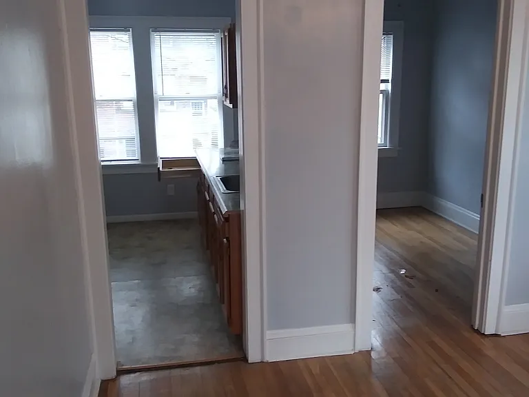 Lauderdale Apartments — Photo 6