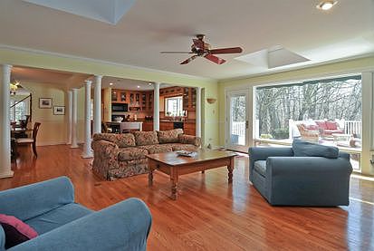 5th image of 948 Shetland Dr
